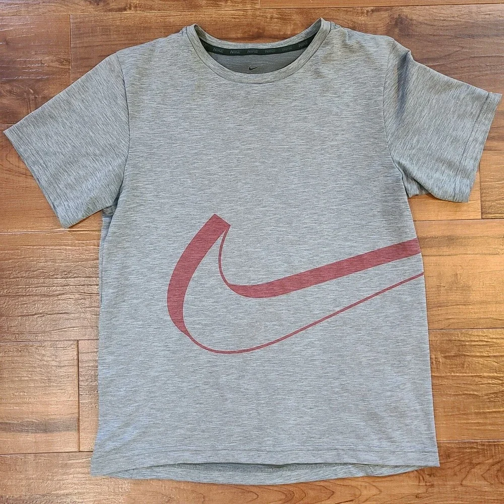Nike Shirt Youth Kids XL Dry Fit Gray Sportswear Activewear Athleisure Casual‎